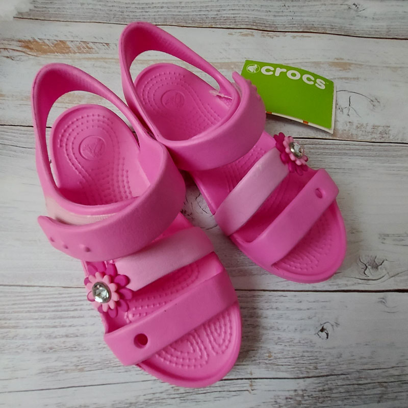 Сандали розовые с красным бантиком Crocs (оригінал)