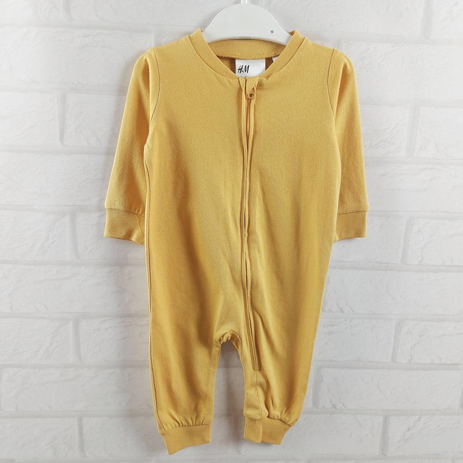 Чоловічок гірчичного кольору H&M